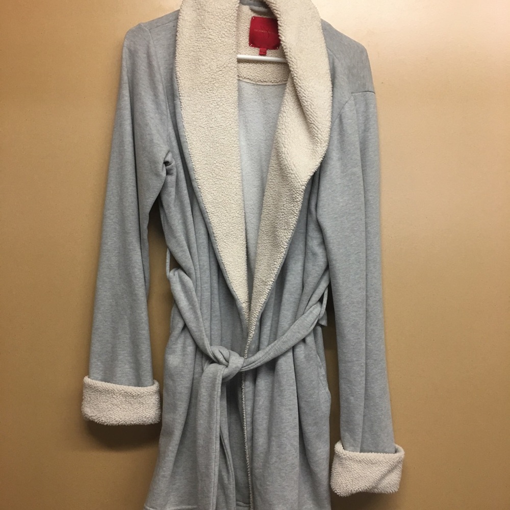 VS Robe